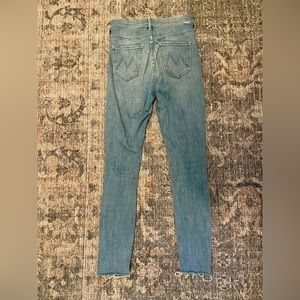 MOTHER High Waisted Looker Ankle Fray, 25